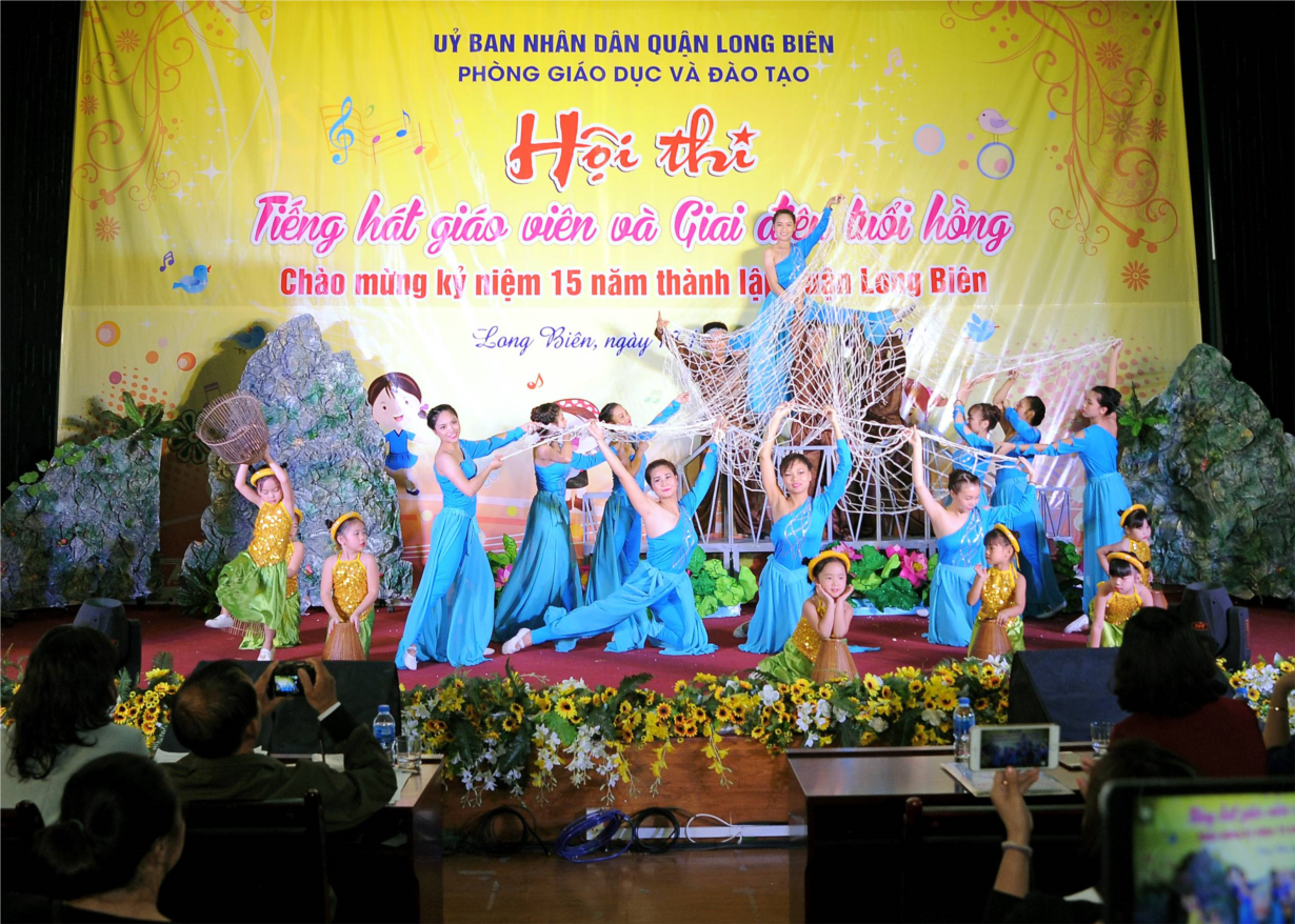 Hội thi Tiếng hát giáo viên - Giai điệu tuổi hồng năm học 2018-2019 (23).jpg